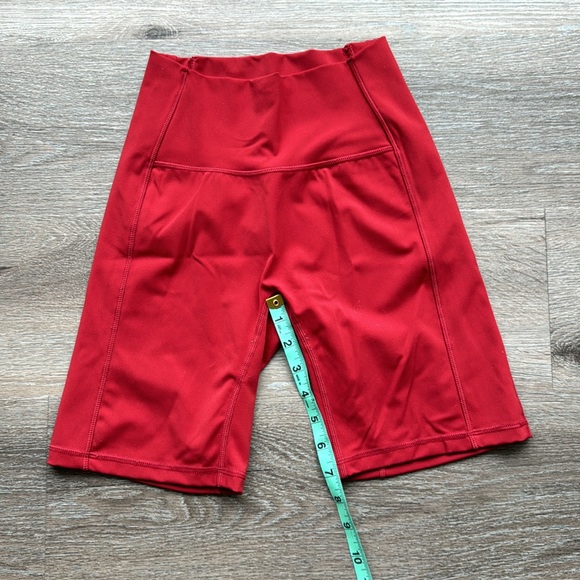 Alphalete Red shorts - Picture 4 of 5